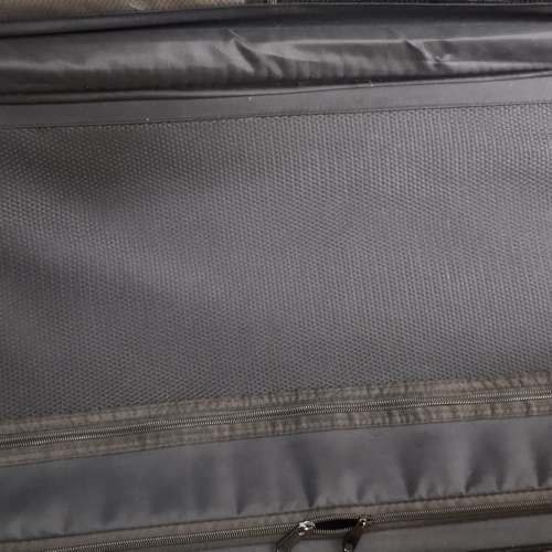 30 吋Frontwalker 萬向輪tsa 安全鎖旅行行李箱35kg all direction travel luggage ...