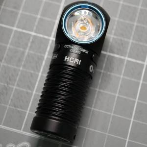 近全新 Olight Perun雷神 Mini3 多功能爆光頭燈 高顯色 微黃光 磁吸充電電筒 終生保養