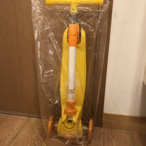 全新兒童滑板車 new scooter