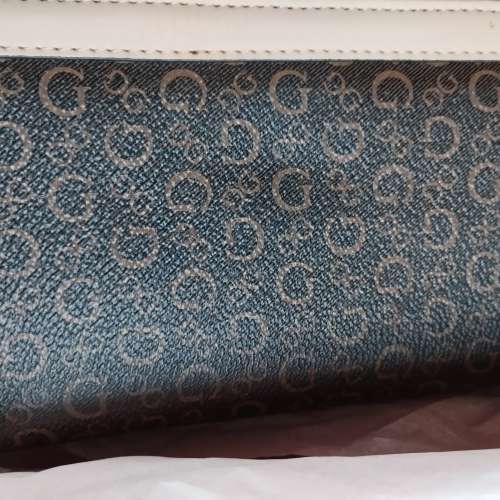 Guess品牌 purse 女裝銀包