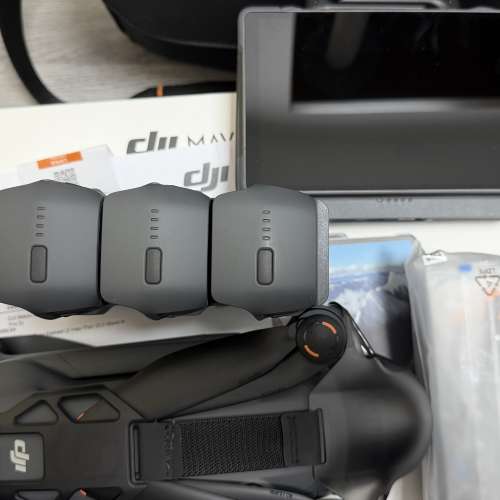 [幾乎全新] 香港行貨DJI Mavic 4 Pro 創作者套装 連 2年DJI Care隨心換