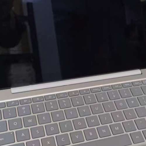 Surface laptop go 3 8 +128