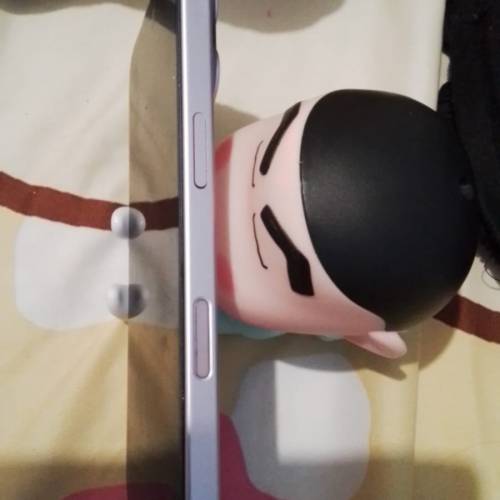 iphone17粉紫色256gb無花無崩