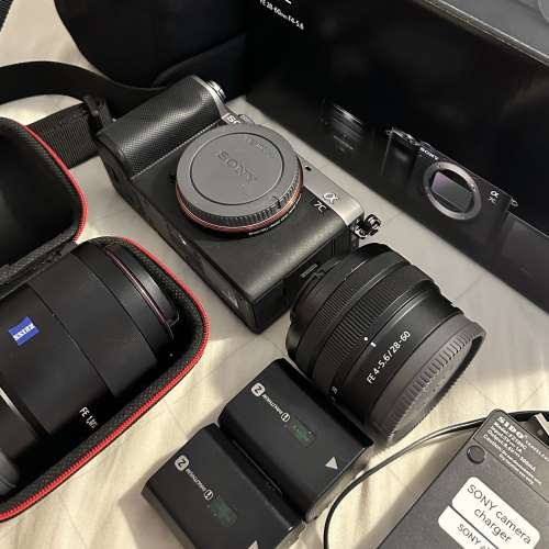 \\神鏡組合\\ 一機兩鏡\\ Sony A7C 銀色 Kit Set + 經典蔡司 55mm F1.8｜新淨、無霉...