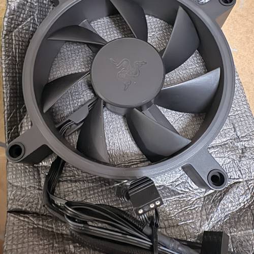 Razer Kunai Chroma 120mm