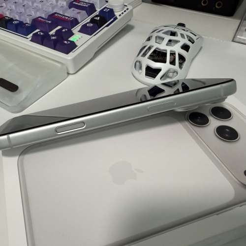 iPhone 17 pro max 256G 銀 可換S26 ultra x300 ultra