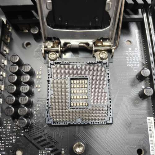 ASUS ROG STRIX Z490-H GAMING