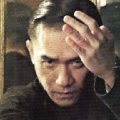 50張相剪報包括 周潤發 劉德華 梁朝偉 周杰倫 謝霆鋒 甄子丹 張國榮 成龍 黃秋生 古...