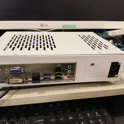 揷电即用迷你电腦主机, i5 3470, b75m 底板，8G(4+4)ddr3, 128G ssd
