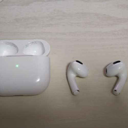 Apple AirPods 3 配備MagSafe充電盒 Lightning充電