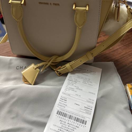 Charles and Keith 拼色手袋