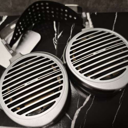行貨Hifiman Susvara 連歸宿 M4 1.8M 升級線 及DEKOMI 升級耳罩