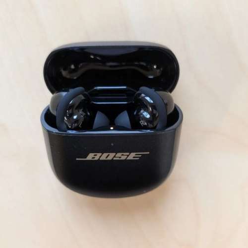 Bose QuietComfort Ultra Earbuds (2nd Gen) Gold