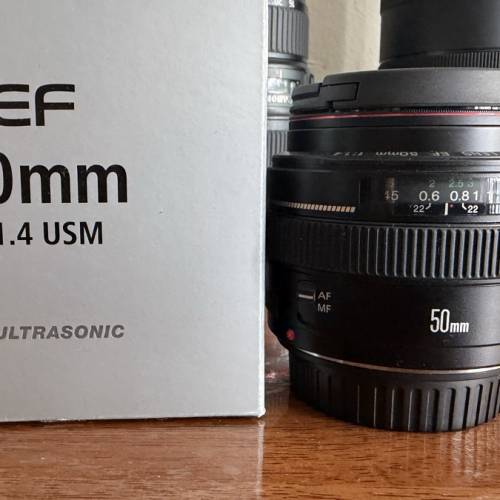Canon EF 50mm f/ 1.4 USM
