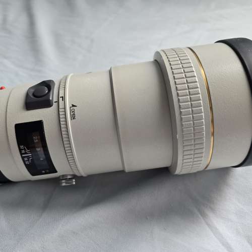 Minolta AF 200mm F2.8 APO G HS (A mount)