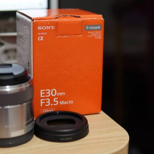 sony E 30mm f3.5 Macro