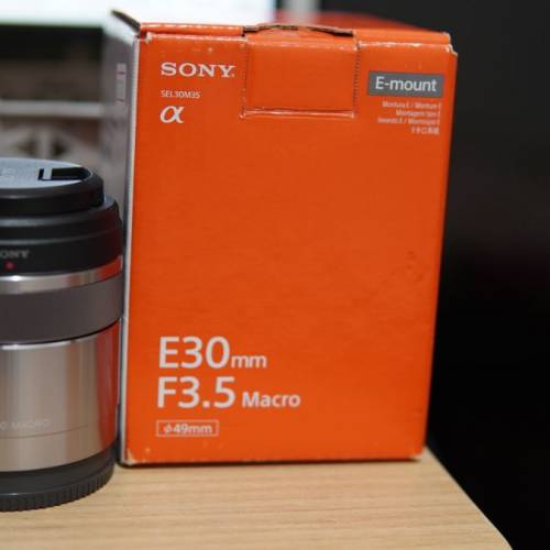 sony E 30mm f3.5 Macro