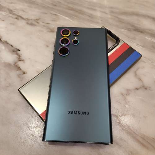 港行 Samsung S22 Ultra (12+512GB) **屏有綠點**