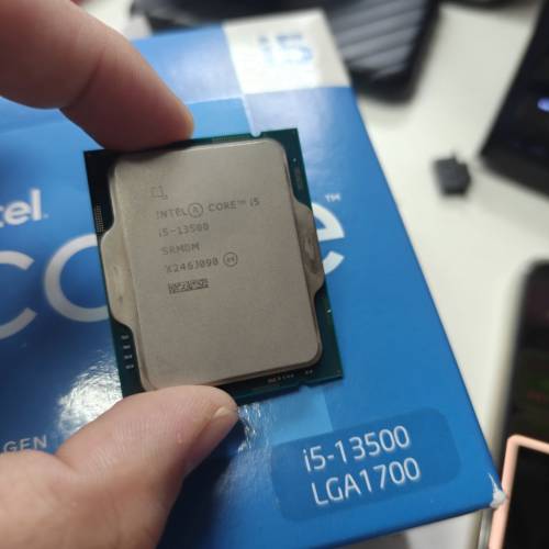 Intel&reg; Core&trade; i5-13500 處理器