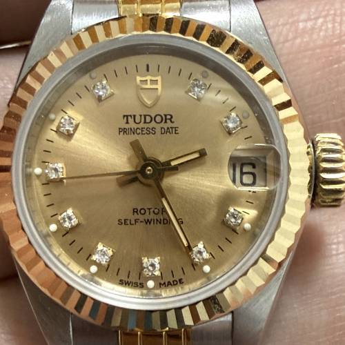 特價 女裝金鋼 Tudor 92513 勞的勞底 K金狗牙圈 平X到笑😆$2288/1隻