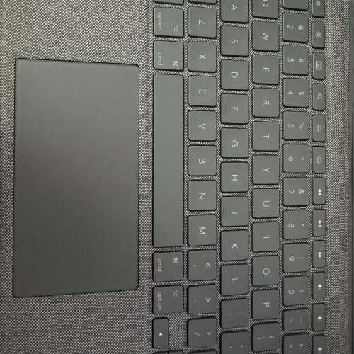 Logitech Combo Touch iPad Pro 鍵盤保護套