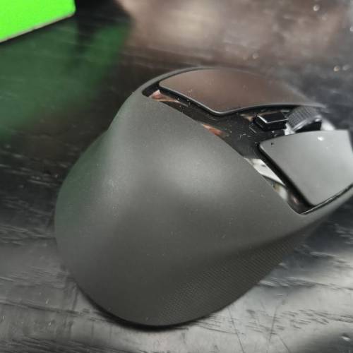 Razer Basilisk Mobile 無線滑鼠

MOUSE 移動版