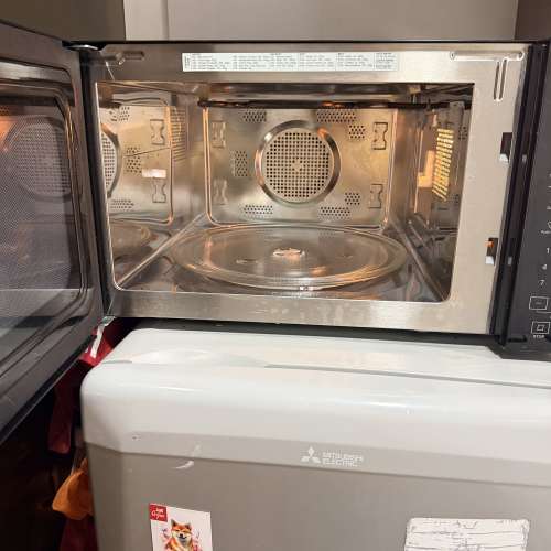 Whirlpool Microwave Oven 惠而浦4合一多功能氣炸燒烤山微波爐