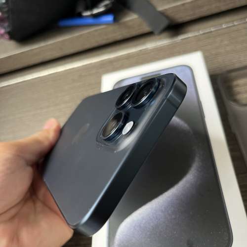 iPhone 15pro 256gb，港行雙卡，所有原裝冇整過，全套齊!