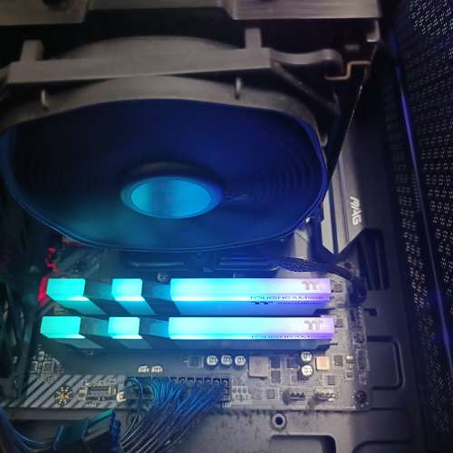 Thermaltake TOUGHRAM RGB 16GB (2x8GB) DDR4 3600MHz 白色
