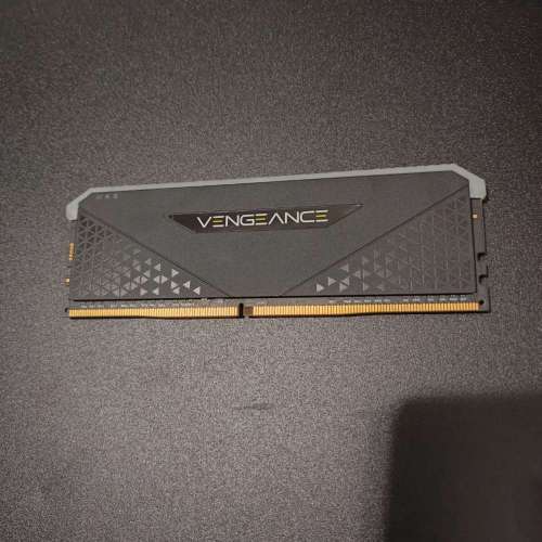 Corsair g.skill RGB 16GB DDR4 3200MHz 8GB x2 Ram