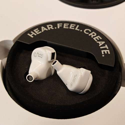 64 Audio Fourte Blanc