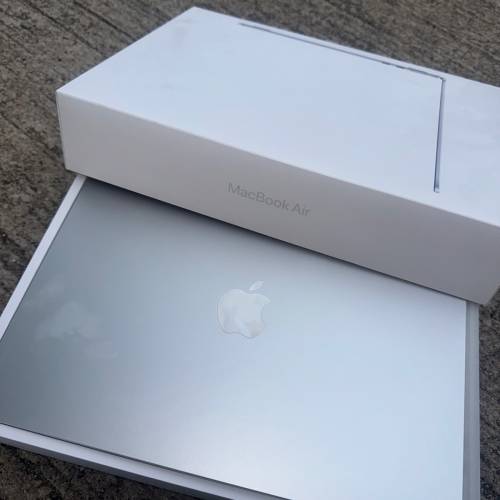 Apple MacBook Air M2 13吋