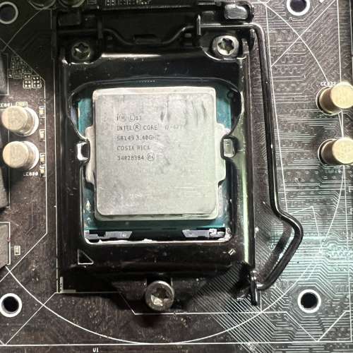 I74770/ ASROCK Z87 EXTREME3/ 8GB DDR3 x2 4GB DDR3 x1