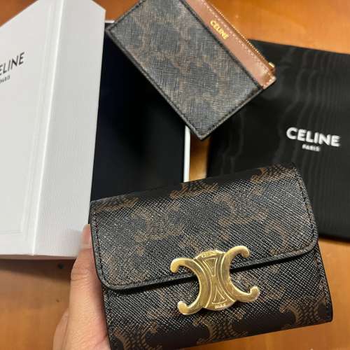 全新CELINE TRIOMPHE 標誌印花短款零錢包