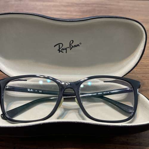 Ray.Ban