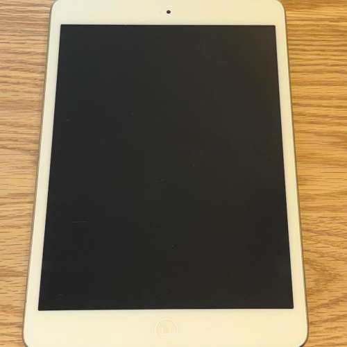 Apple iPad Mini 1 16GB WiFi Silver + Cellular (requires a SIM card)