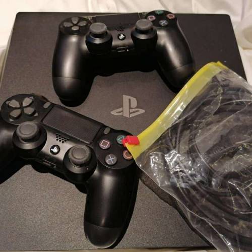 Ps4 pro  2TB