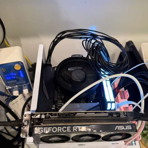 AMD 3700X + Gigabyte B550i Aorus Pro + 32GB DDR4 Corsair Ram