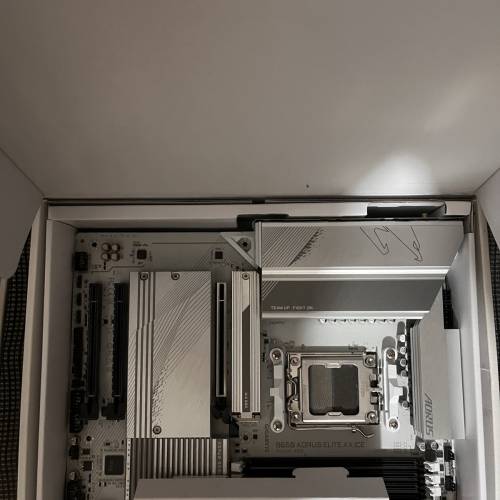 7800x3D+b650 AORUS elite ax ice