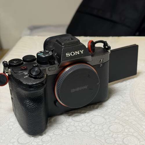 Sony A74/A7IV