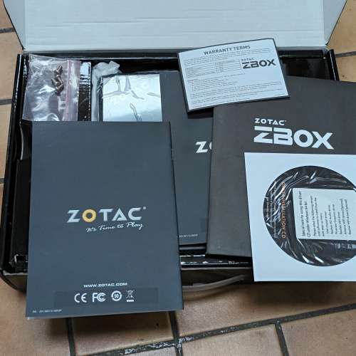 ZOTAC迷你桌上電腦