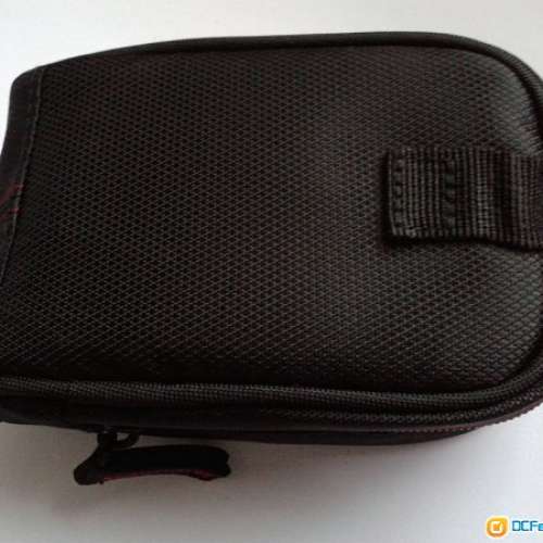 兩個雙頭拉鍊小包(中等硬外殼)