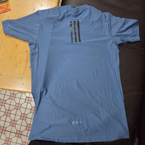 全新Adidas  藍色運動衣 S碼 男裝