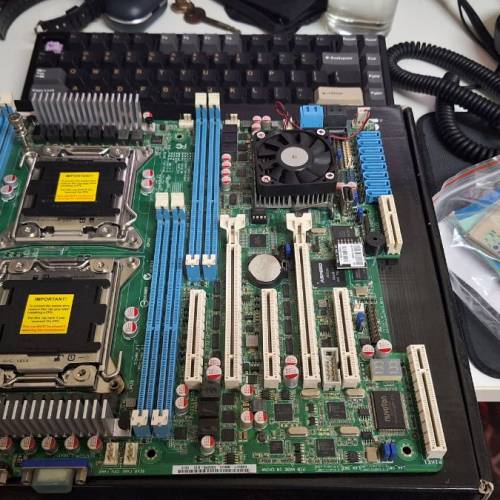 ASUS Z9PA-D8 雙路主板 Server