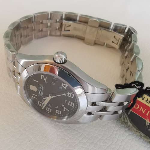 全新 瑞士Victorinox女裝手表 Victorinox Swiss Army Alliance Ladies Watch