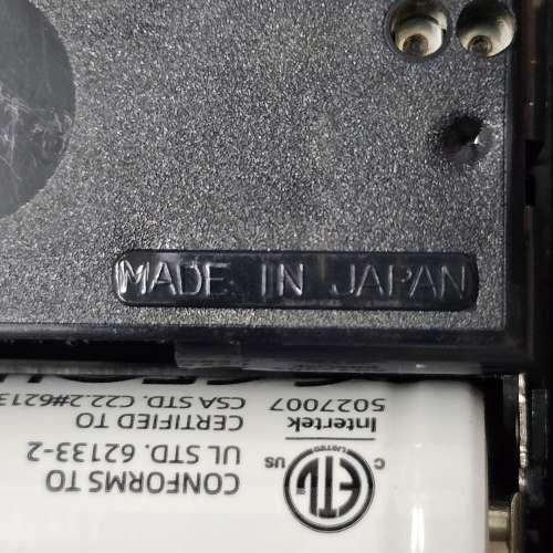 * 日本 * Citizen * 星晨＊實木殼 * 石英 鐘 *