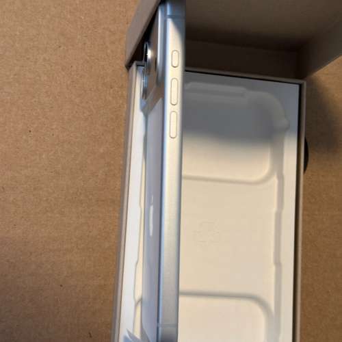 苹果 iPhone 17 Pro Max - 2TB 银色（已解锁）苹果更换 0 次充电周期