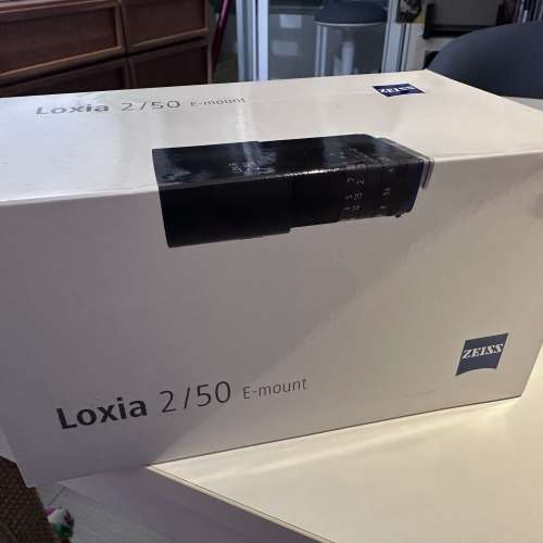 Zeiss Loxia 50mm f2