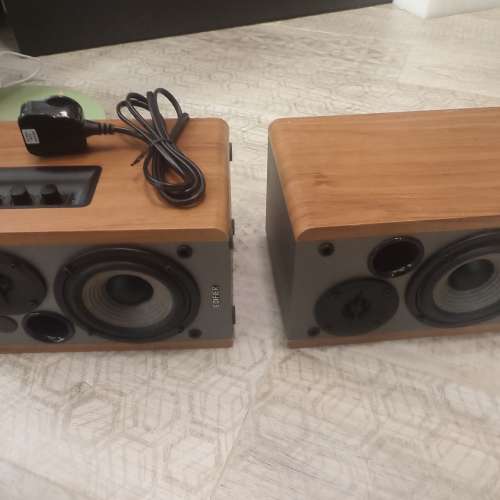 Edifier r1280db 藍牙主用式喇叭(no remote)