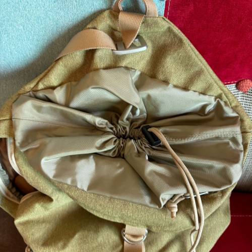 Hellolulu backpack 背囊